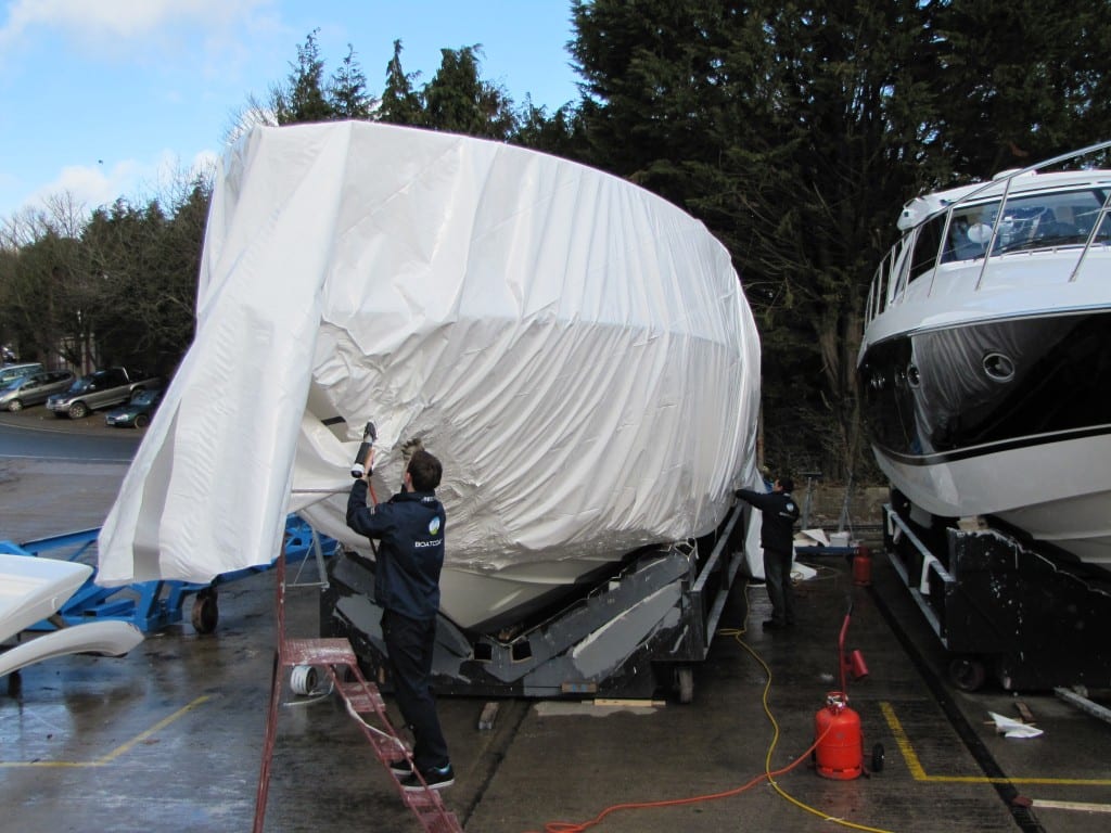 How to shrink wrap a boat